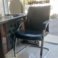 صندلی چرم استیل