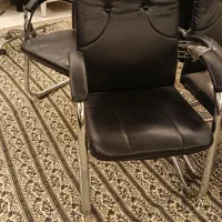 4 عدد صندلی کنفرانسی چرم درجه یک و فِرِم استیل