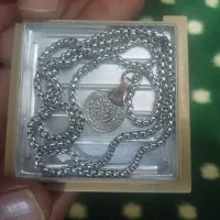 گردنبند همراه با سکه نقره ناصرالدین شاه ۱۲۷۲