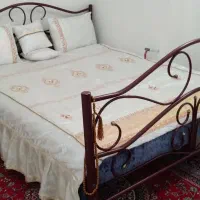 تخت دو نفره