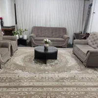 مبل ومیز وسط