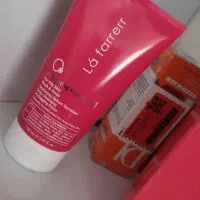 ژل شست و شوی لافارر با لایه برداری اسکراب|آرایشی، بهداشتی، درمانی|اصفهان, شهرک سلامت|دیوار