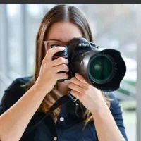 عکاس و فیلم بردار تولید محتوا