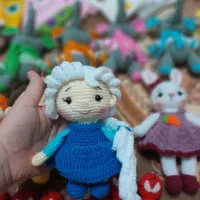 عروسک|اسباب‌‌بازی|شادیان, |دیوار