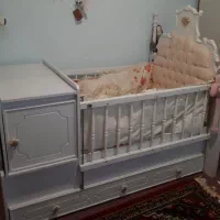 تخت کودک و نوجوان آپادانا