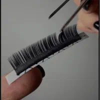 استخدام مژه کار و تتو کار و میکاپ کار