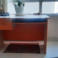 میزکامپیوتر و تحریر