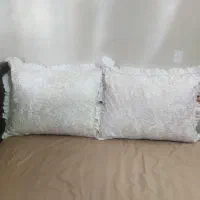 پشتی قدیمی سفید سایز بزرگ سالم و تمیز