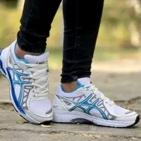 کتونی اسیکس کایانو سفید آبی مردانه ASICS اسپرت|کیف، کفش، کمربند|تهران, ائمه اطهار|دیوار