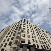 پونک ۱۴۷متر۳خ برج باغ رویال هما تعداد محدود فوری