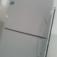 یخچال فریزر در حد نو