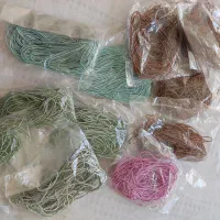 سرمه رنگی و طلایی