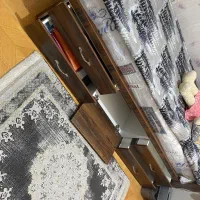 تخت ی نفره چراغ بالای تخت