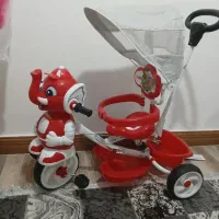 سه چرخه|اسباببازی بچه|شاهنجرین, |دیوار