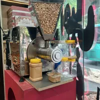 دستگاه کره گیر بادام زمینی|فروشگاه و مغازه|اصفهان, جلفا|دیوار