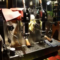 وسایل کافه|کافی‌شاپ و رستوران|لاهیجان, قیام|دیوار