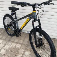 دوچرخه 24  TREK  فروشگاه اتحاد  ( طبرستانی )