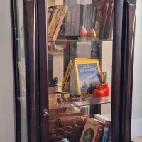 بوفه و جاکفشی