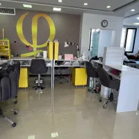 فروش میز ناخن کمد دار و استندرو میزی و دیواری|آرایشگاه و سالن‌های زیبایی|تهران, تهرانپارس غربی|دیوار