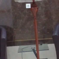 اواژور ایستاده