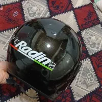 کلاه|لباس|تهران, هفت چنار|دیوار