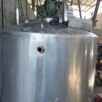تعدادی مخزن استیل دوجداره سه جداره پروسس و نگهدار