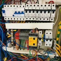 برقکار فوری (جزیره )شبانه روزی در سریع ترین زمان