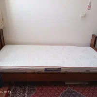 تخت تک نفره همراه با تشک طبی فنری