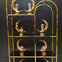 استند و ویترین فلزی