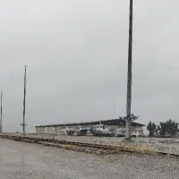 نگهبانی یک شرکت در اسکله بندر ترکمن