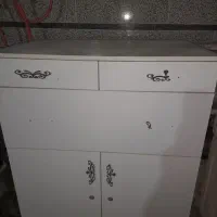 کمد|جاکفشی، کمد، دراور|قم, نوبهار|دیوار