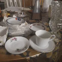 ظروف قدیمی آباژورجالباسی پلوپز ژاپنی صندوق قدیمی