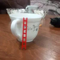 درب آهنی بزرگ با طرح فر فوژه