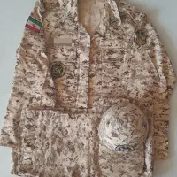 لباس و پوتین سربازی