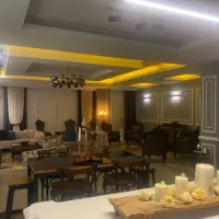 همخانه-خانم