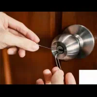 کلیدساز‌/قفل‌ساز‌/کلیدسازسیار‌/بازکردن‌قفل/در