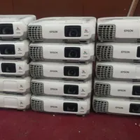 ویدیو پرژکتور و کامپیوتر استوک