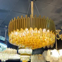 لوستر سه بعدی کریستالی|لوستر و چراغ آویز|تهران, نعمت‌آباد|دیوار
