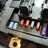 جعبه فیوز ۲۰۶ bsm (اورجینال کمپانی)|قطعات یدکی و لوازم جانبی|اسلامشهر, شهرک واوان|دیوار