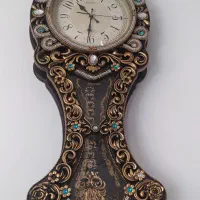 ساعت دیواری اونگ دار