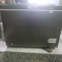 فریزر خوابیده