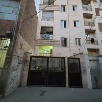 فروش ۴۳متر تک واحد با پاسیو .بالکن . پارکینگ مزاحم|فروش آپارتمان|تهران, آذری|دیوار