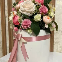 گل مصنوعی خاستگاری