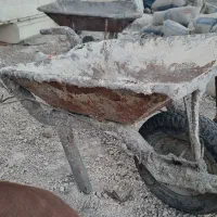 فروش گاری(فرغون) و بشکه