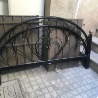 تخت دو نفره فلزی