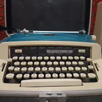 ماشین تایپ قدیمی|کلکسیون اشیاء عتیقه|تهران, مجیدیه|دیوار