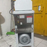 چرخ گوشت و یخچال فریزر|فروشگاه و مغازه|شیراز, شهرک سعدی|دیوار