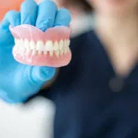 دندانسازی و دندان پزشکی پرشین(تخفیف 10درصدی)