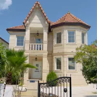 کاخ ویلا شهرکی ۳۶۰متر چندقدمی دریا زیباکنار(سندار)