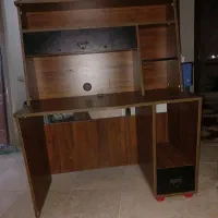 میز تحریر ام دی اف قهوهای در حد نو بدون زدگی